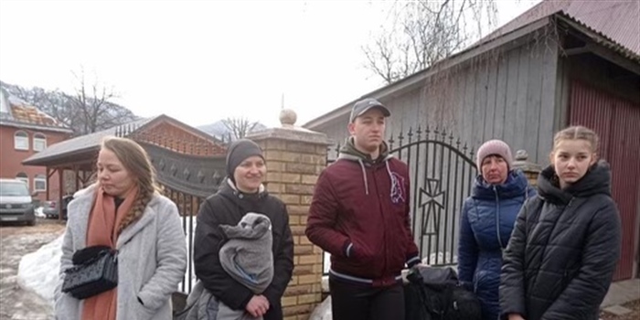 Please help with your donations!