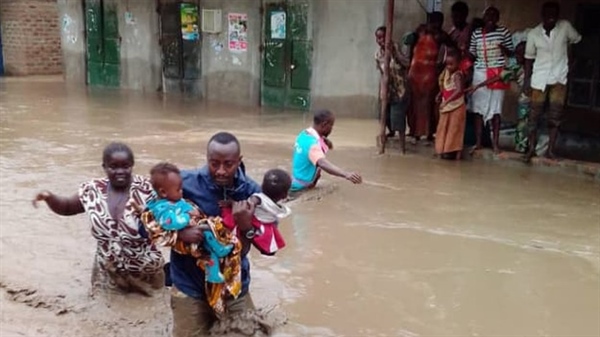 EMERGENCY FINANCIAL ASSISTANCE TO SUPPORT FAMILIES AFFECTED BY SEVERE FOOD CRISIS IN AGAGO DISTRICT, UGANDA